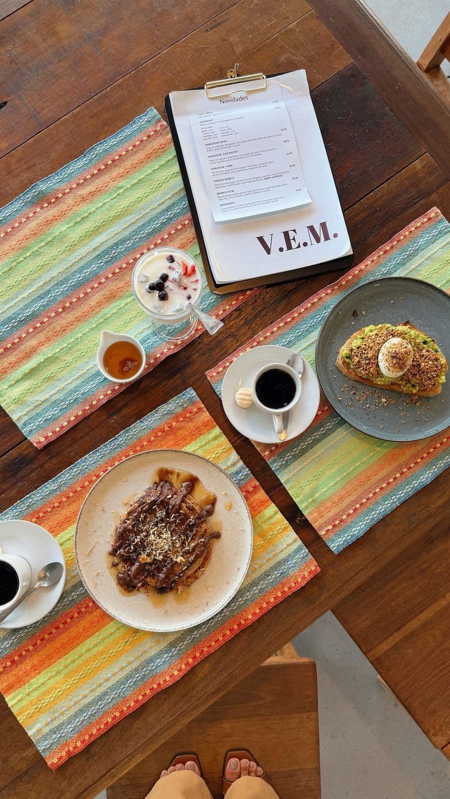 V.E.M. Casual Food