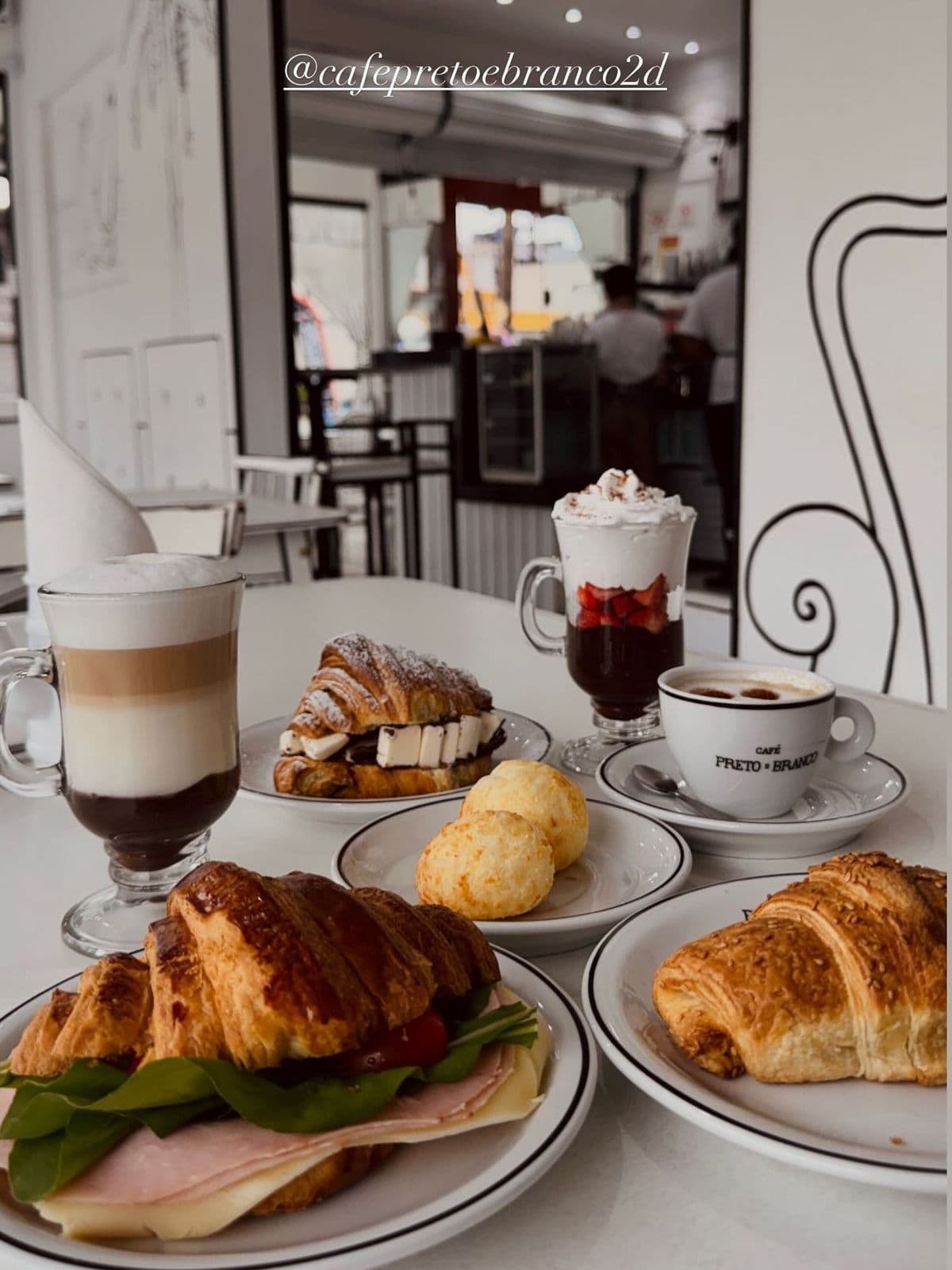 Café Preto e Branco